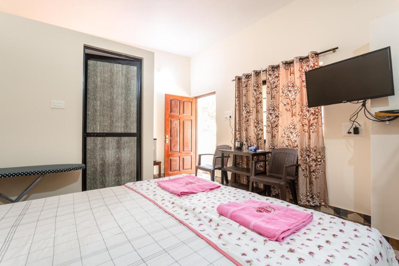 Martinet Vagator Guest House Luaran gambar